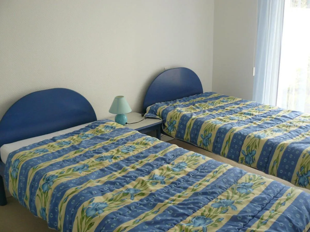 Tadornes, Appartement Familiale Piscine Commune Carnac 0*,